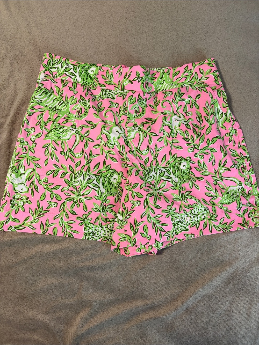 Lilly Pulitzer Pink & Green Tropical Print Women’s Shorts